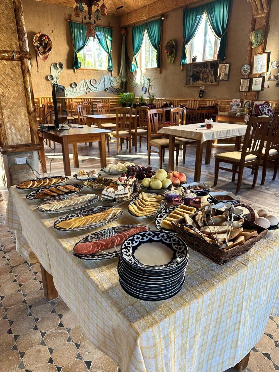 Hotel Latif Samarkand Exteriör bild