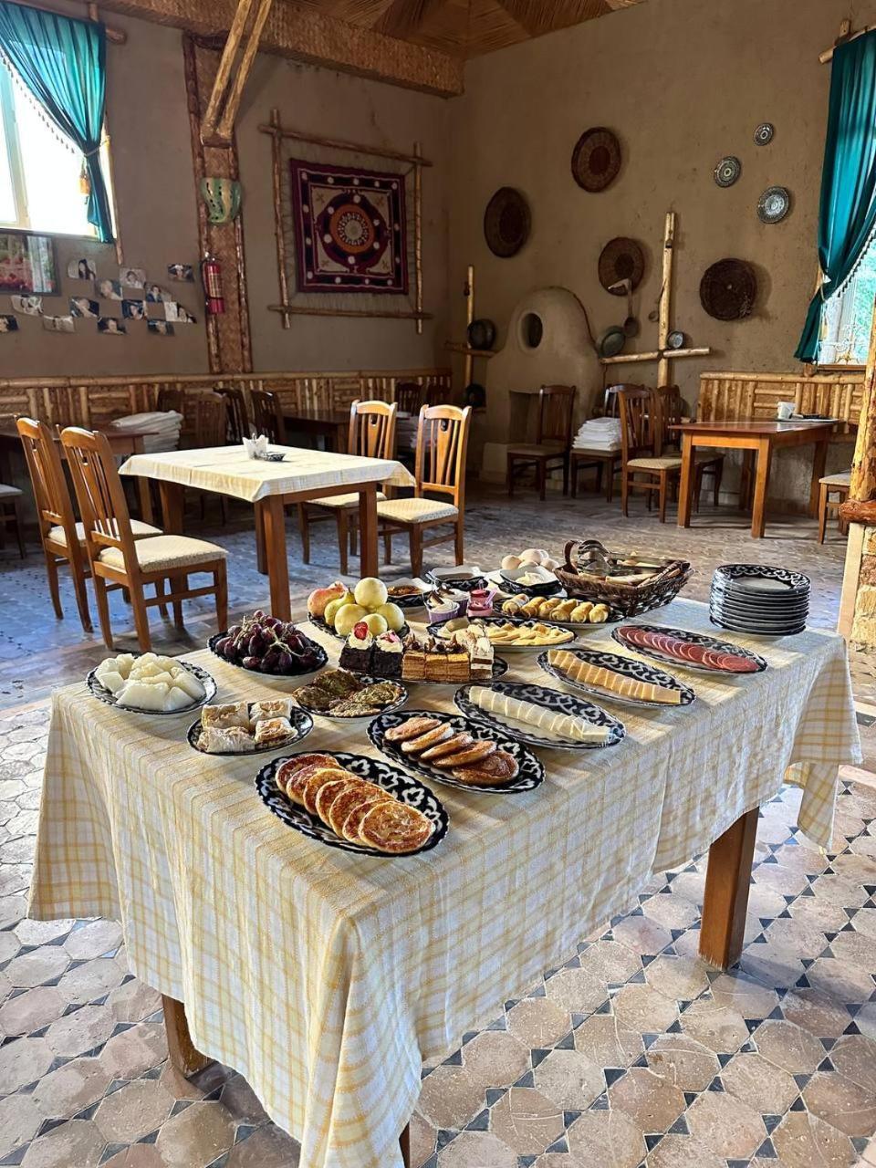 Hotel Latif Samarkand Exteriör bild